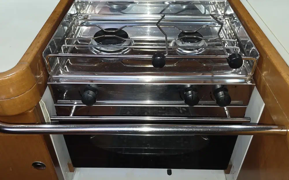 slider 8 Dufour 40 PERFORMANCE