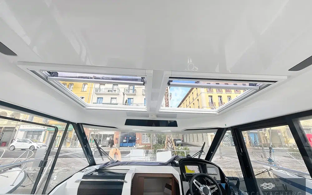 slider 12 Jeanneau Merry Fisher 895