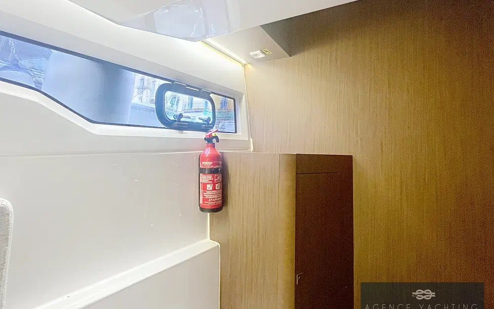 slider 29 Jeanneau Merry Fisher 895