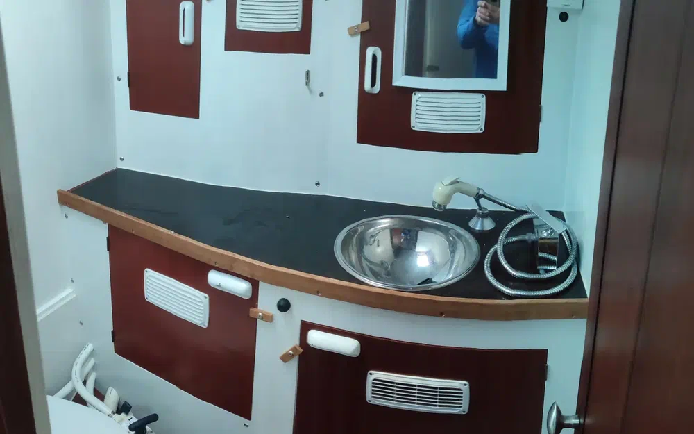 slider 13 IDEC Marine Concerto 51