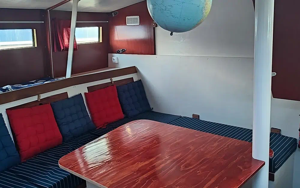 slider 17 IDEC Marine Concerto 51