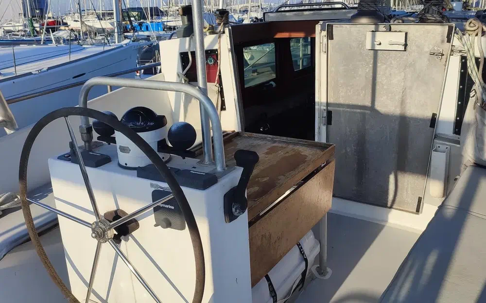 slider 2 IDEC Marine Concerto 51