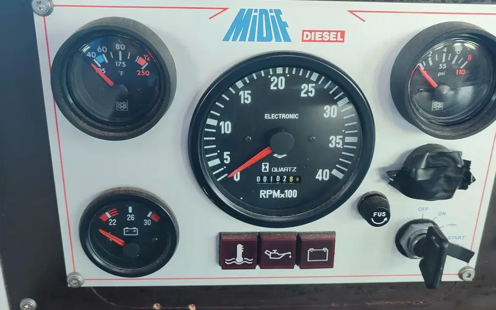 slider 29 IDEC Marine Concerto 51