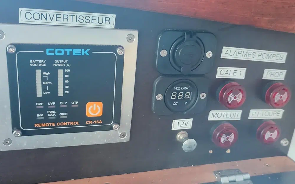 slider 32 IDEC Marine Concerto 51