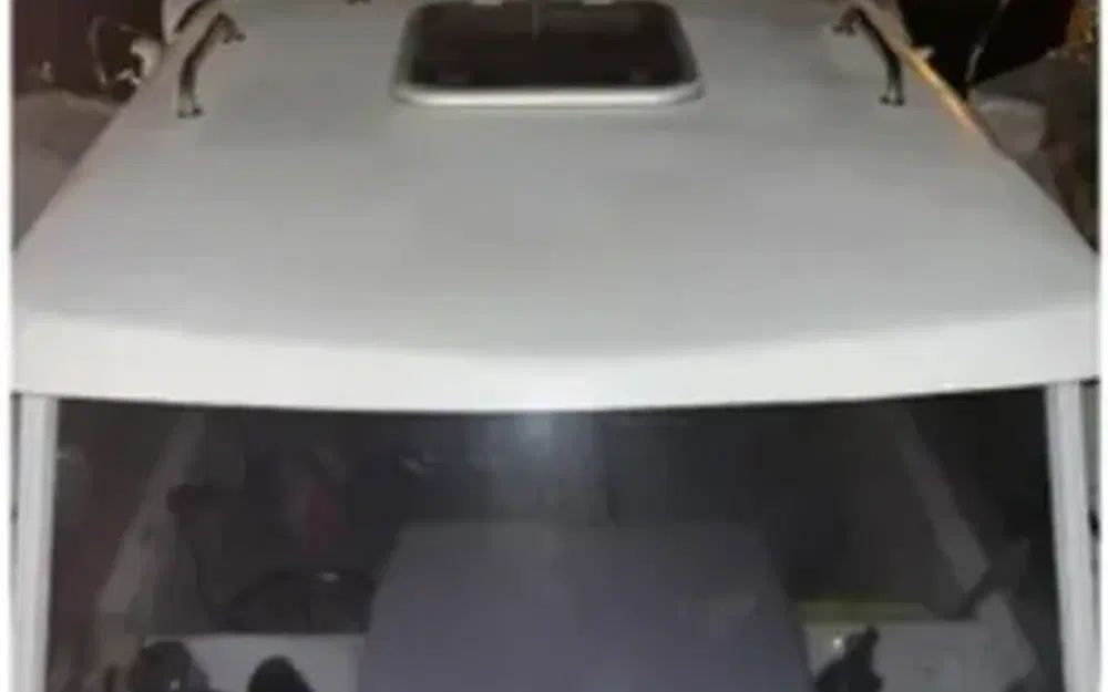 slider 14 Selva F5.5 Cabin