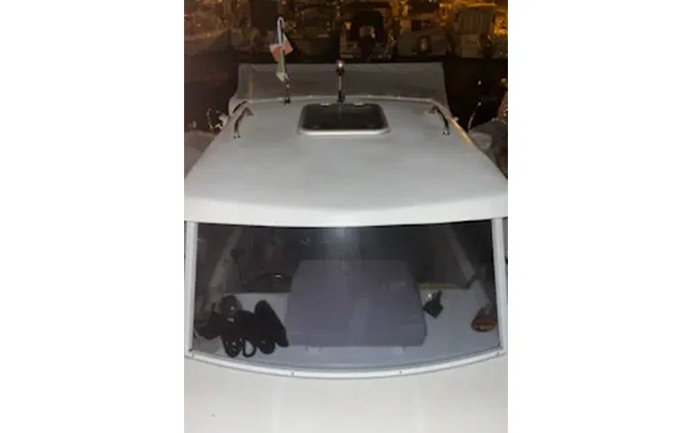 slider 4 Selva F5.5 Cabin