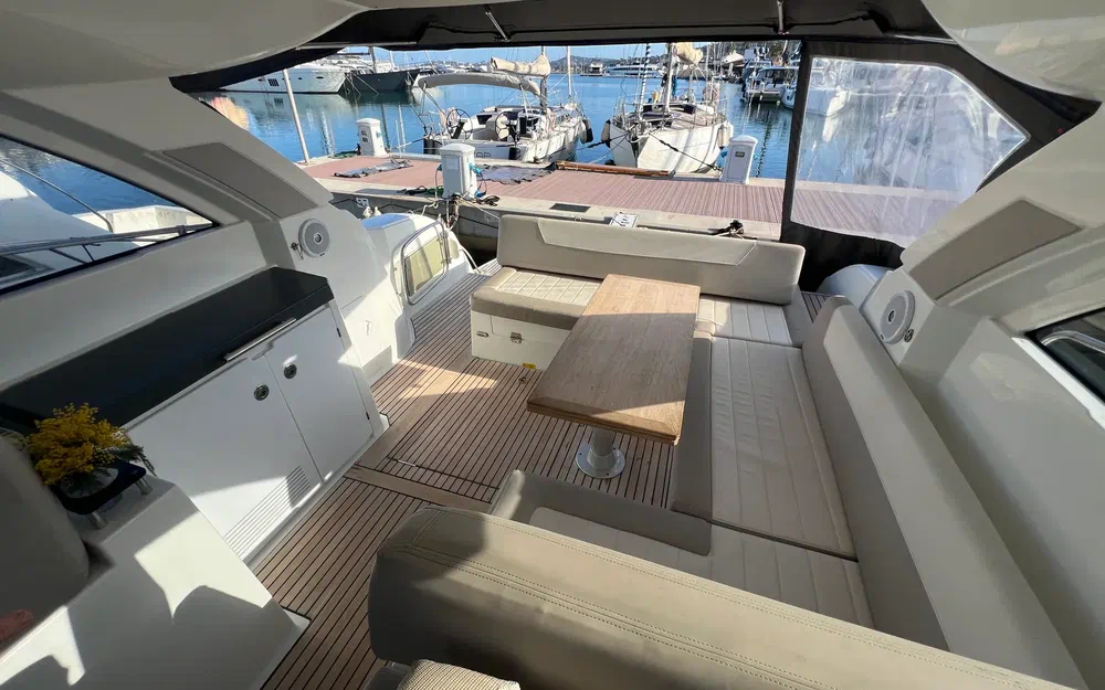 slider 3 Jeanneau Leader 40