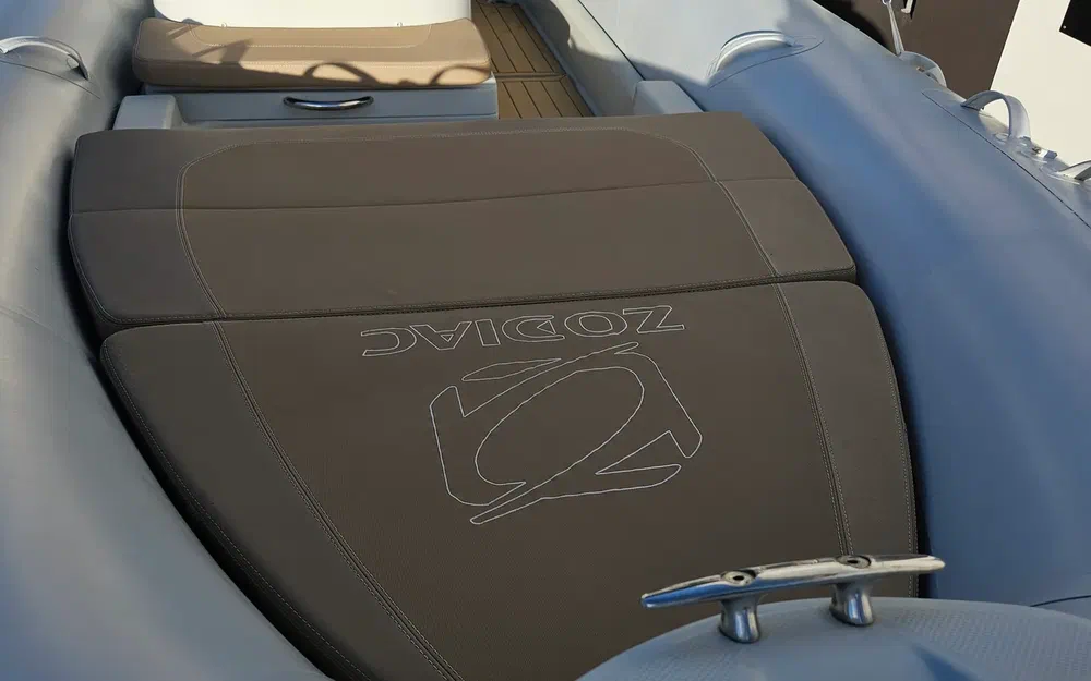 slider 5 Zodiac Medline 660