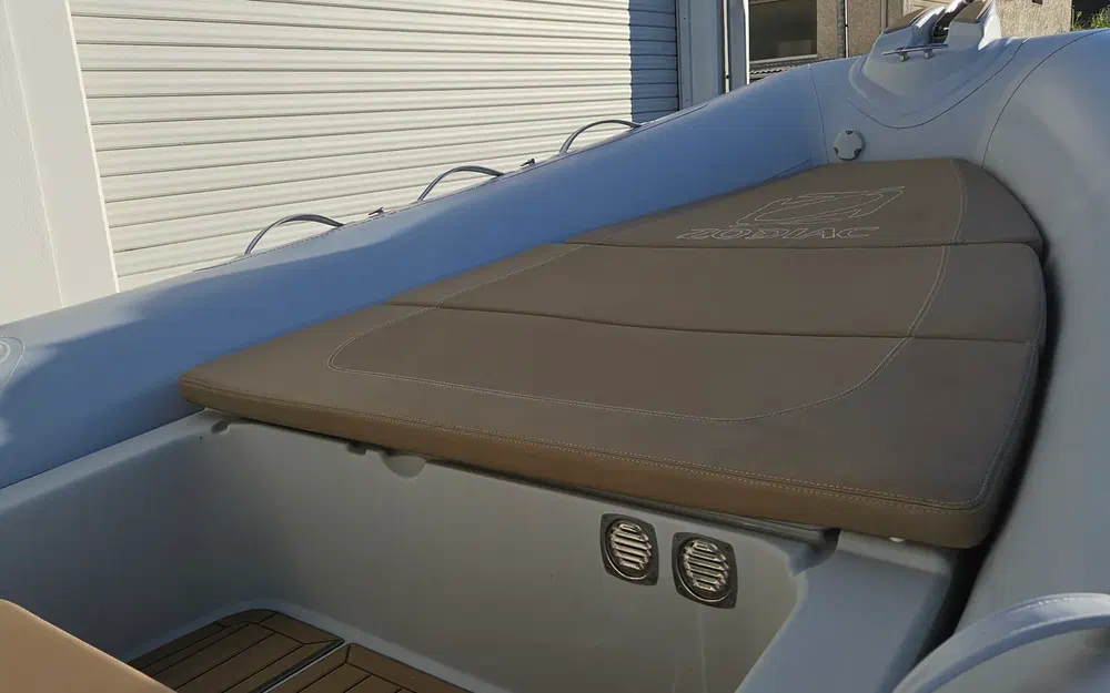 slider 6 Zodiac Medline 660