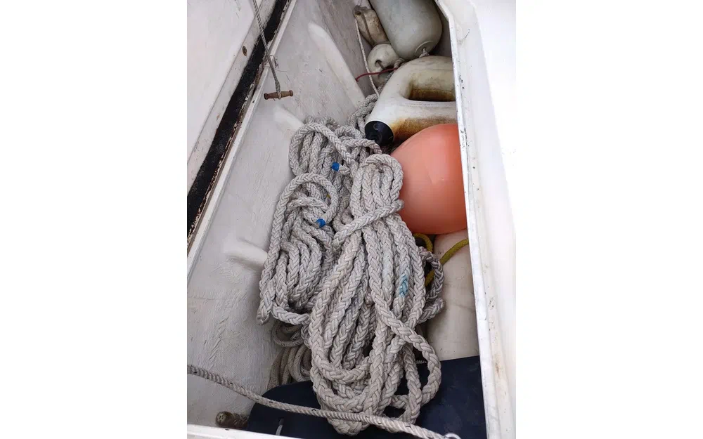 slider 26 Amel Maramu