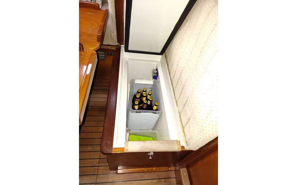 slider 46 Amel Maramu