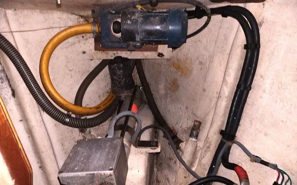 slider 57 Amel Maramu