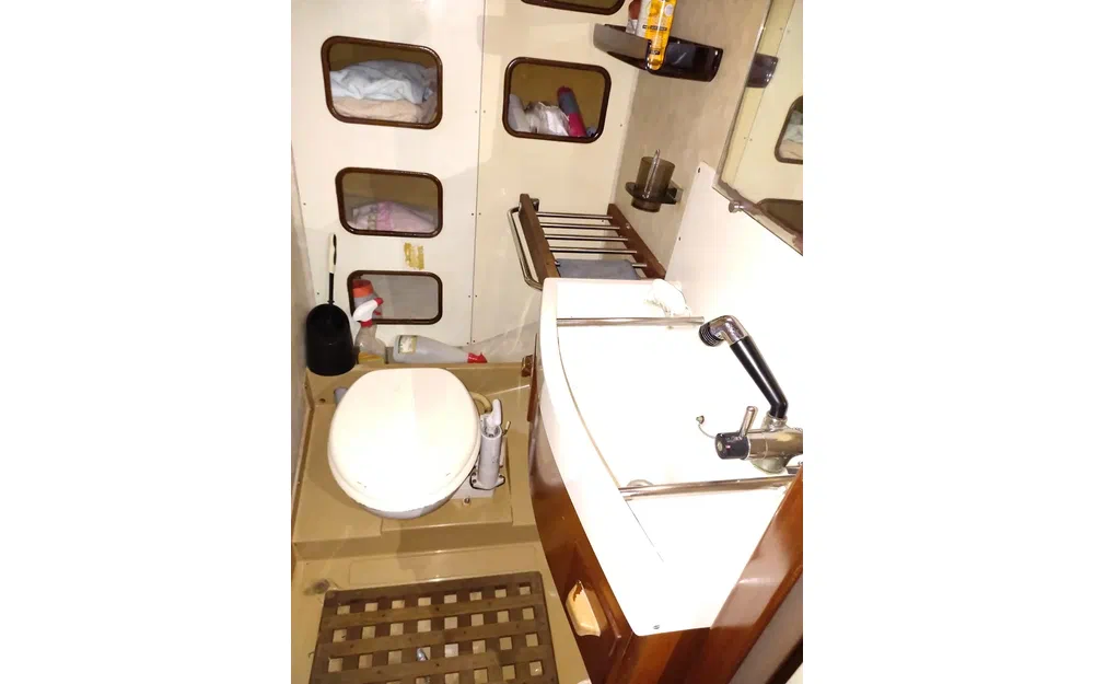 slider 59 Amel Maramu