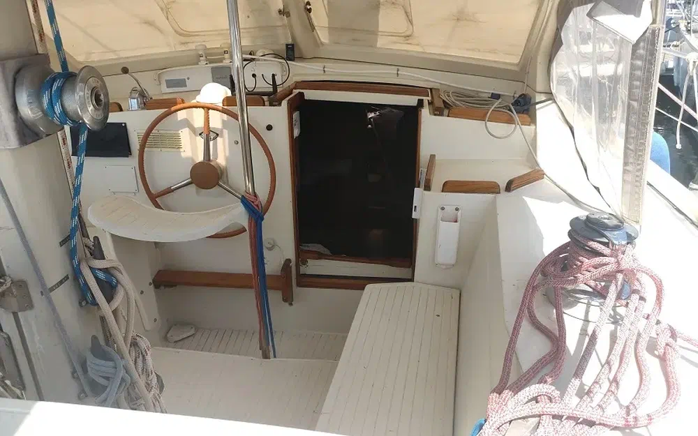 slider 12 Amel Maramu