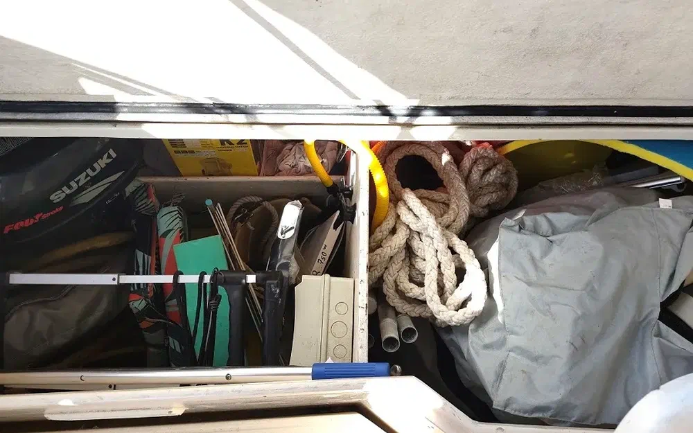 slider 18 Amel Maramu