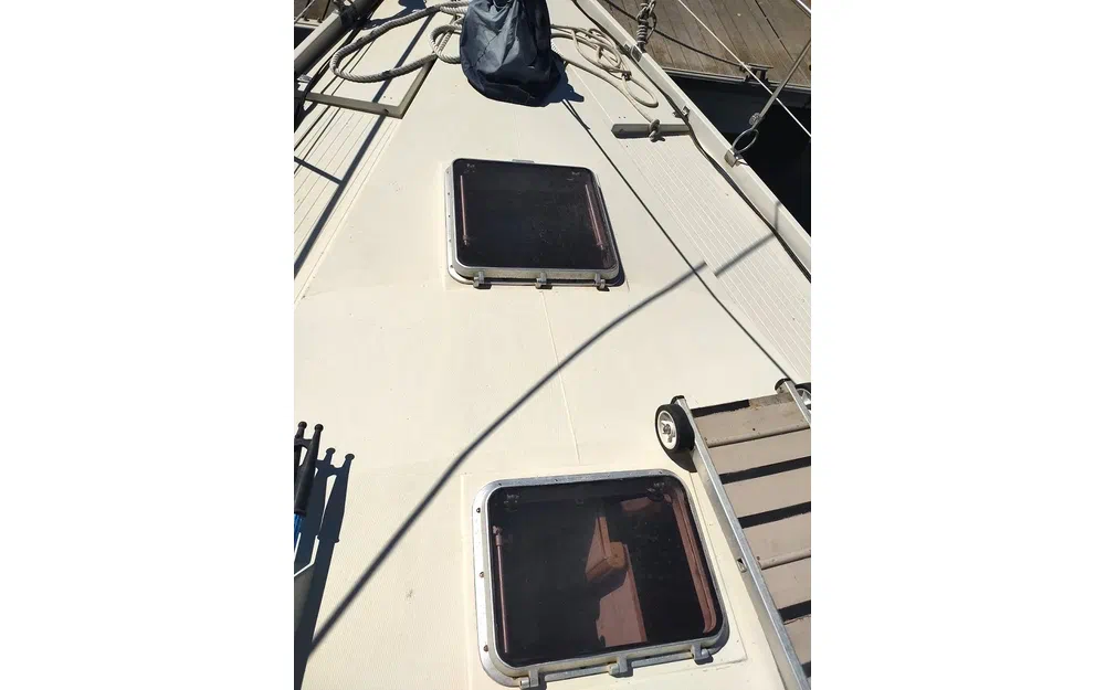 slider 30 Amel Maramu