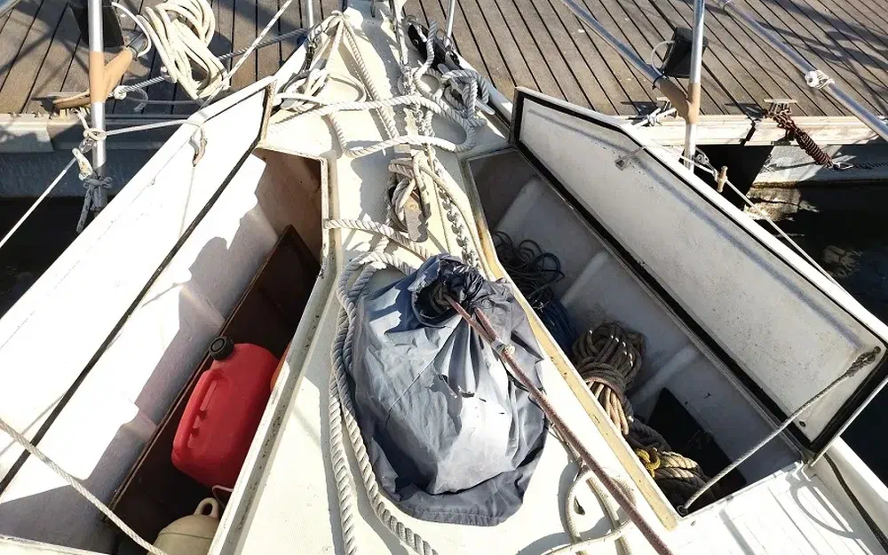 slider 32 Amel Maramu