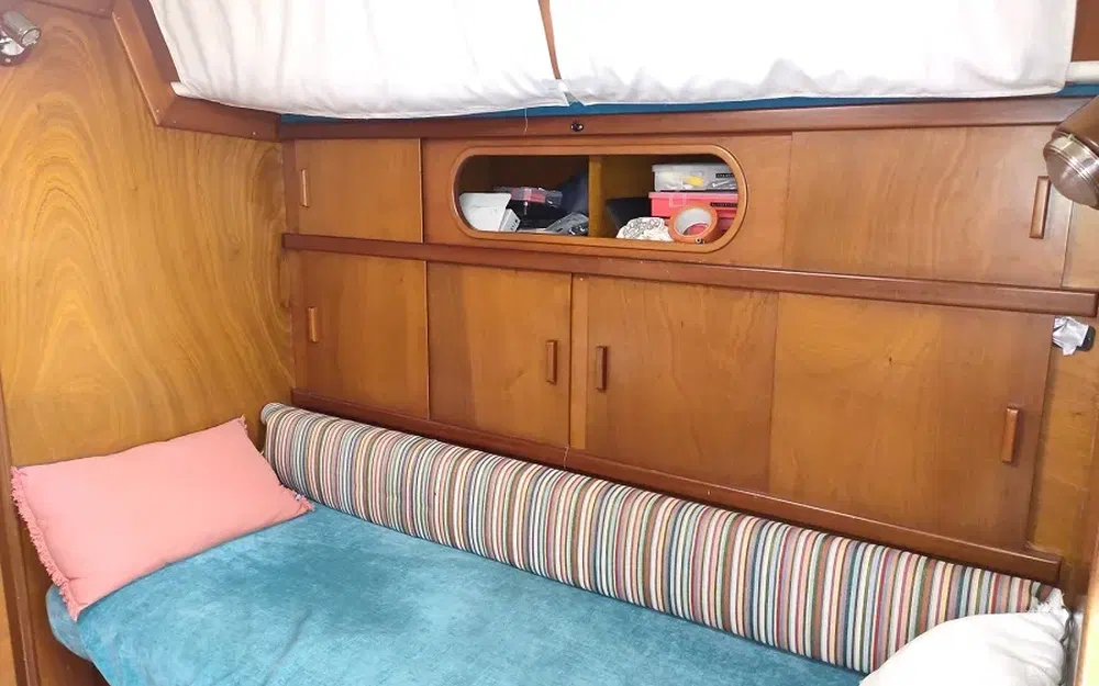 slider 41 Amel Maramu