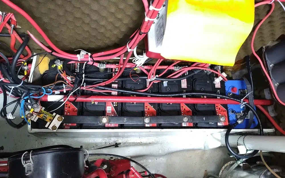 slider 78 Amel Maramu