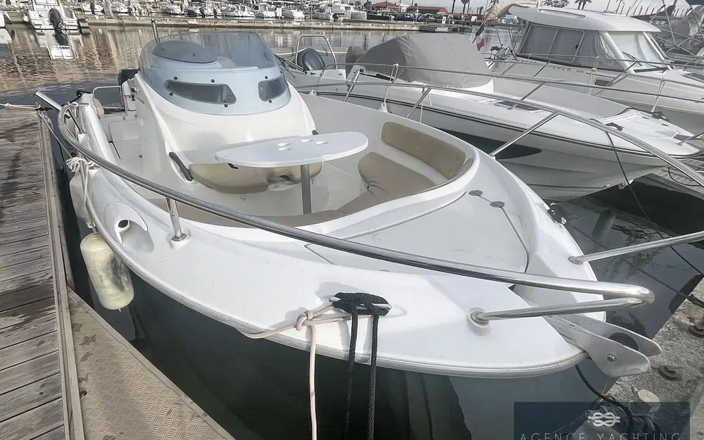 slider 5 Beneteau Flyer 750 Open RS Air Step