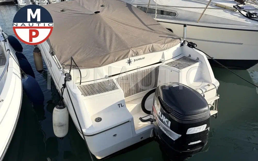 slider 3 Jeanneau Cap Camarat 7.5 DC