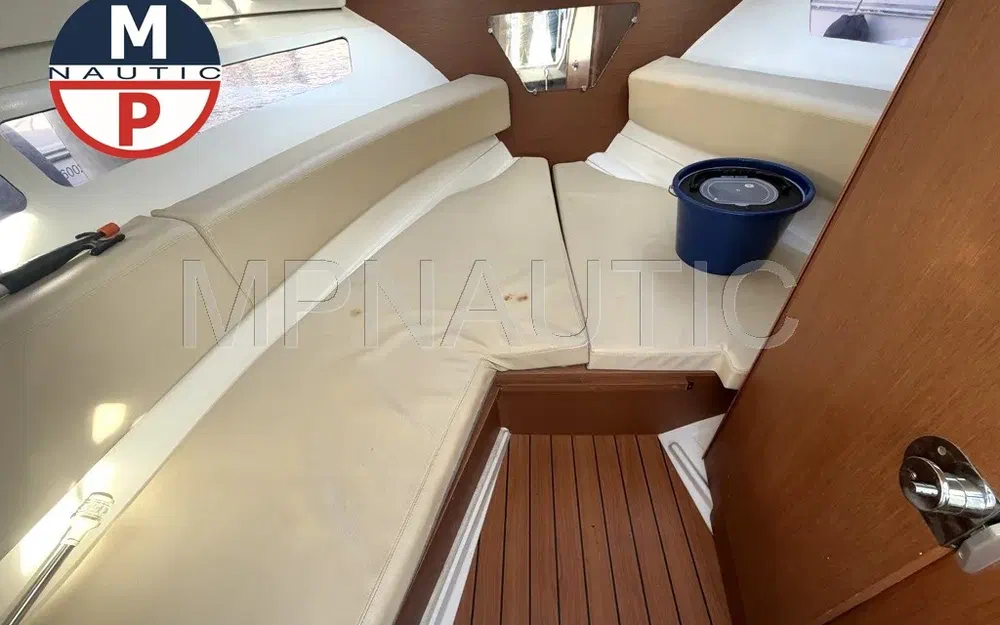 slider 13 Jeanneau Cap Camarat 7.5 DC