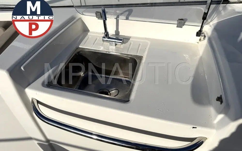 slider 10 Jeanneau Cap Camarat 7.5 DC