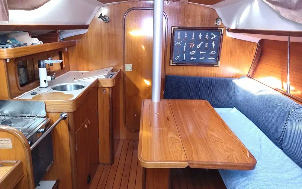 slider 28 Beneteau Oceanis 320