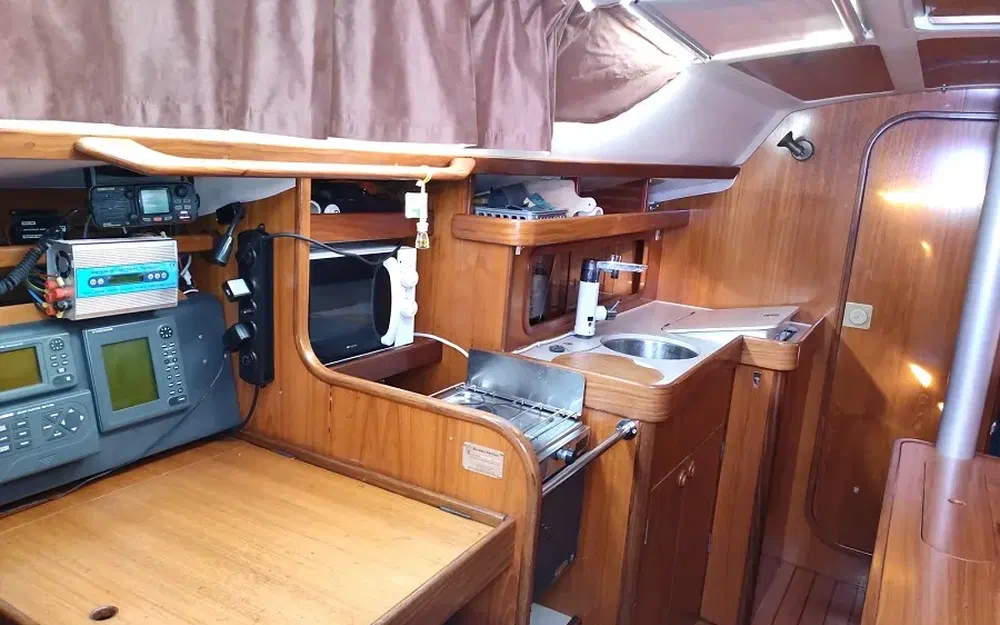 slider 36 Beneteau Oceanis 320