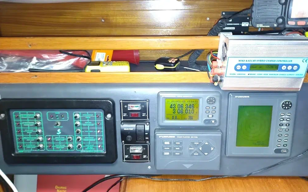 slider 38 Beneteau Océanis 320