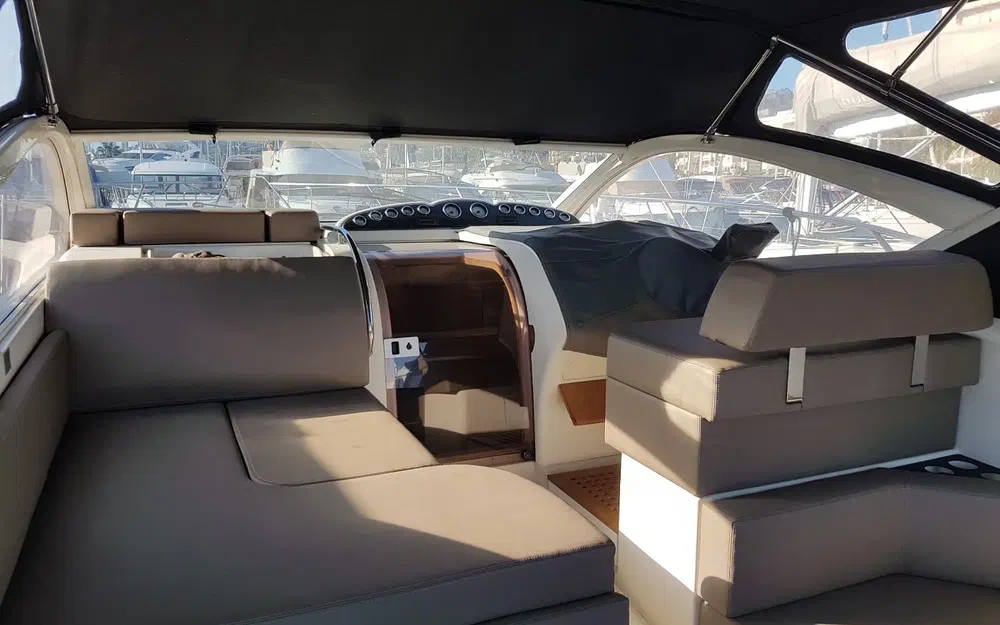 slider 14 Fairline Targa 36