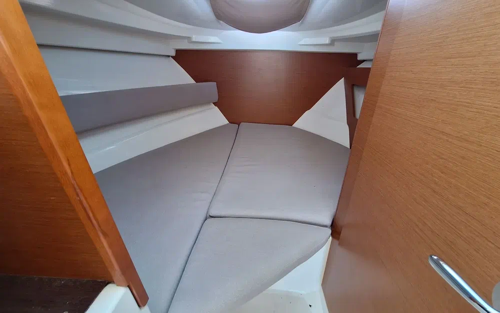 slider 7 Jeanneau Merry Fisher 795