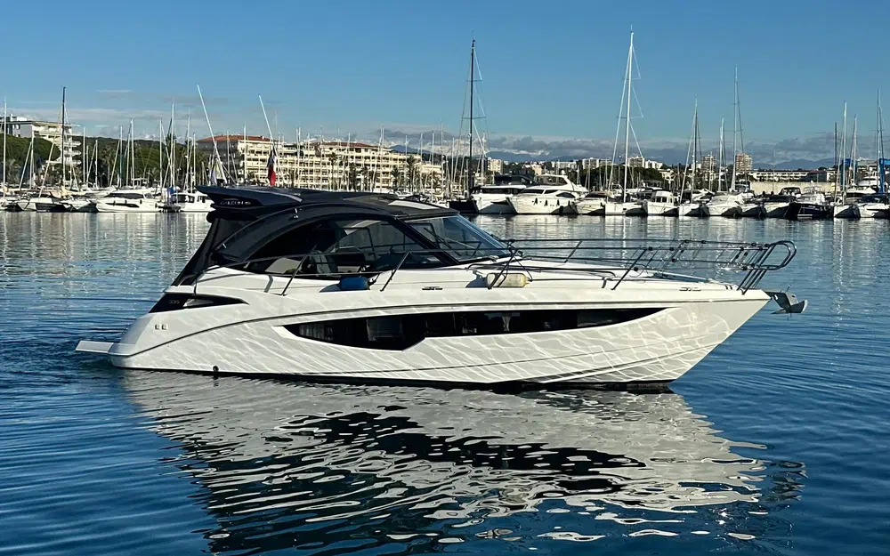 slider 32 Galeon 335 HTS