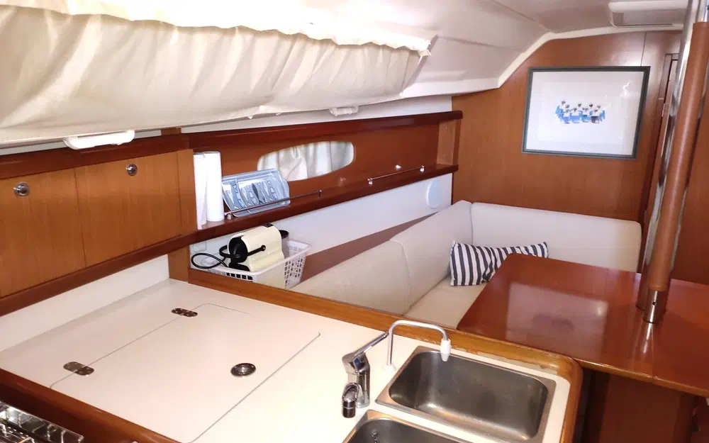 slider 36 Beneteau Oceanis 31