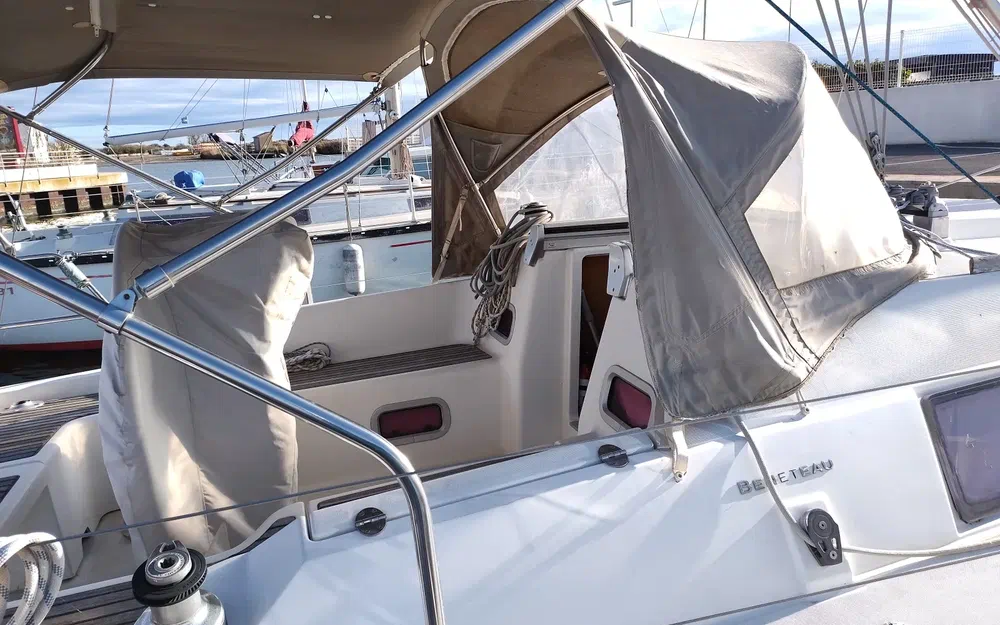slider 5 Beneteau Oceanis 31