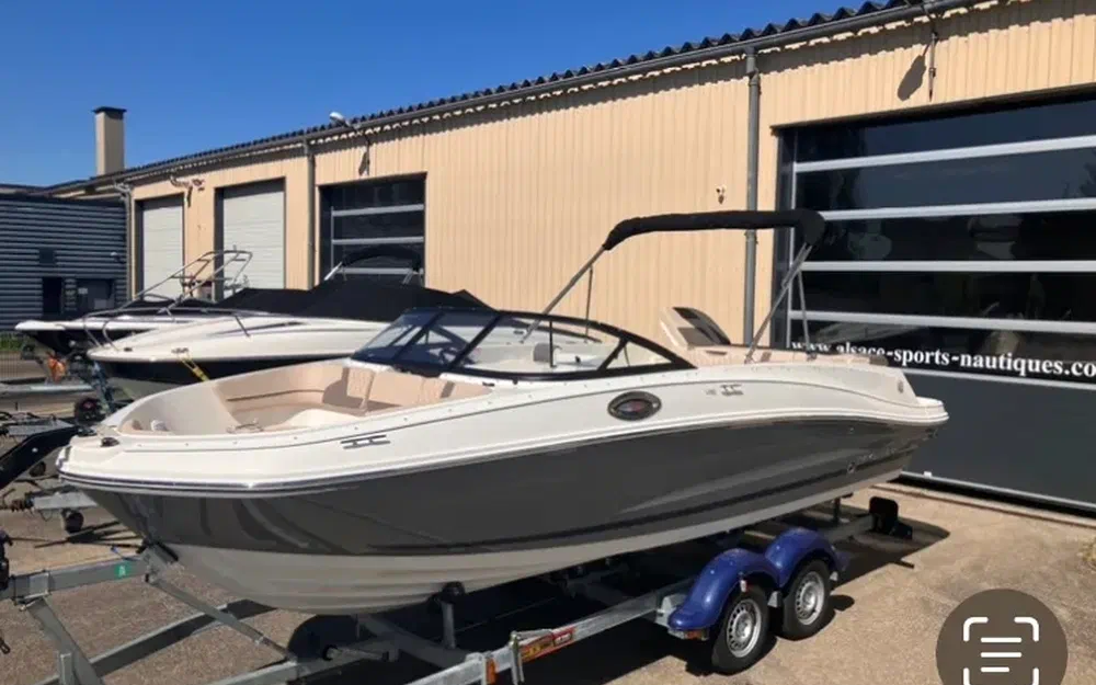 slider 0 Bayliner VR6
