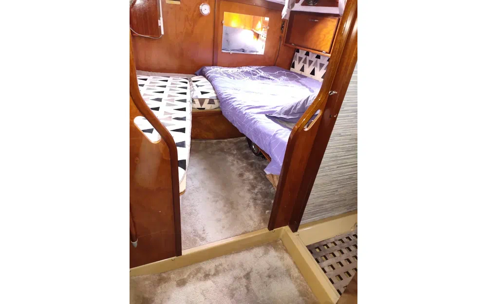 slider 38 Amel Santorin Ketch