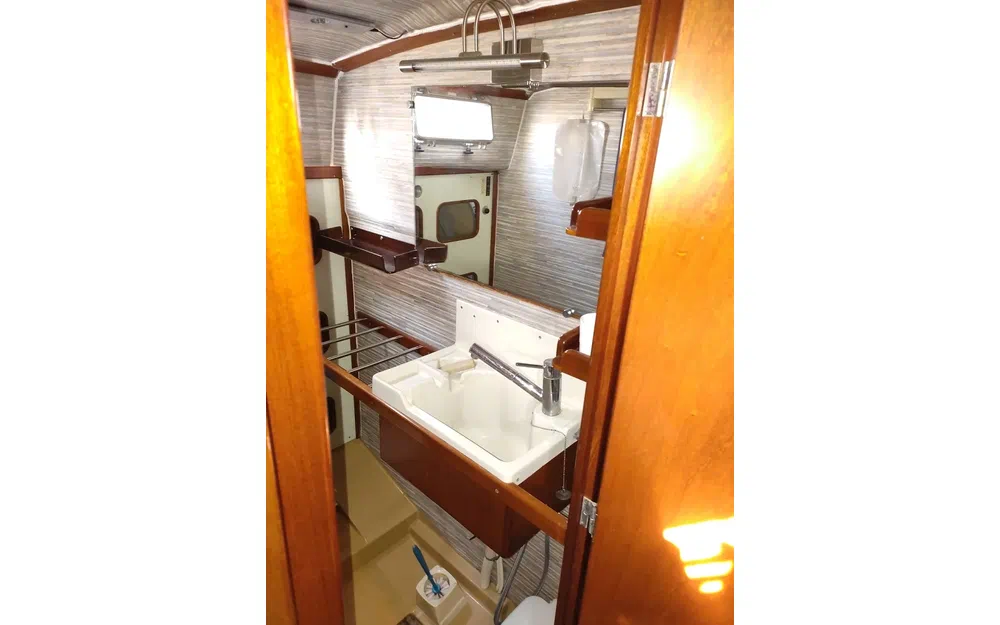 slider 46 Amel Santorin Ketch