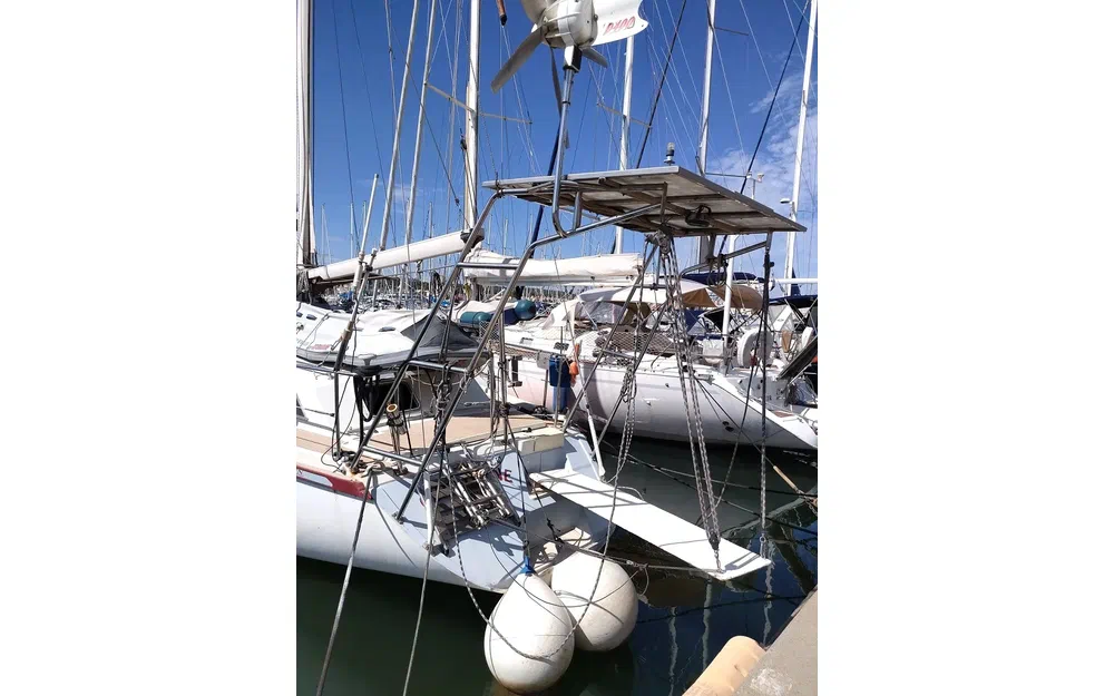 slider 3 Amel Santorin Ketch