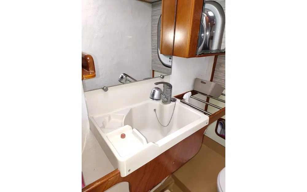 slider 58 Amel Santorin Ketch