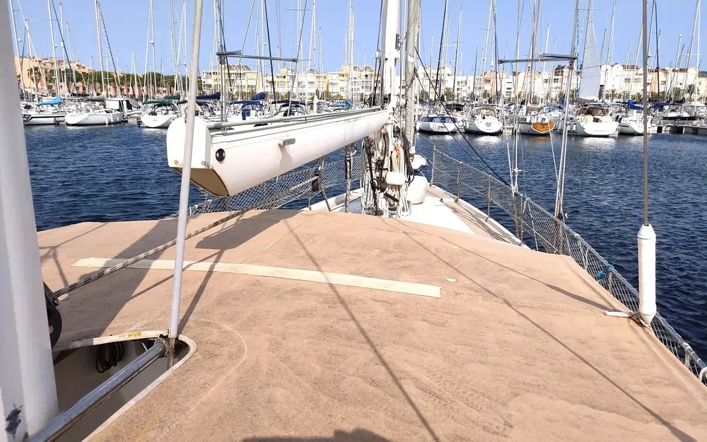 slider 4 Amel Santorin Ketch