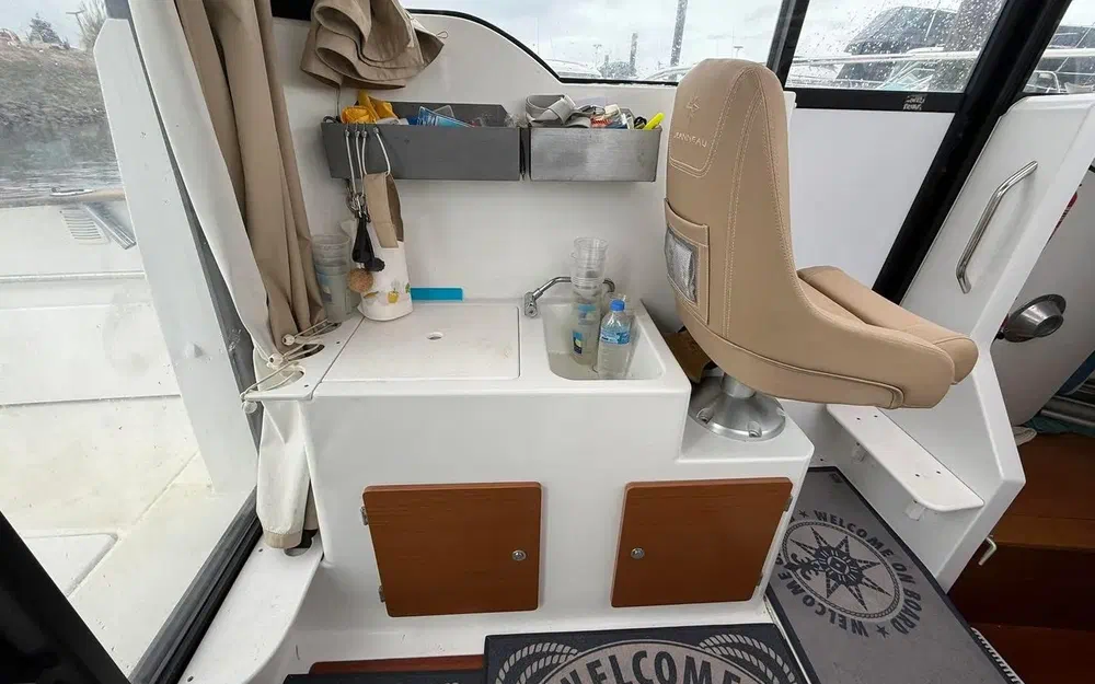 slider 14 Jeanneau Merry Fisher 755