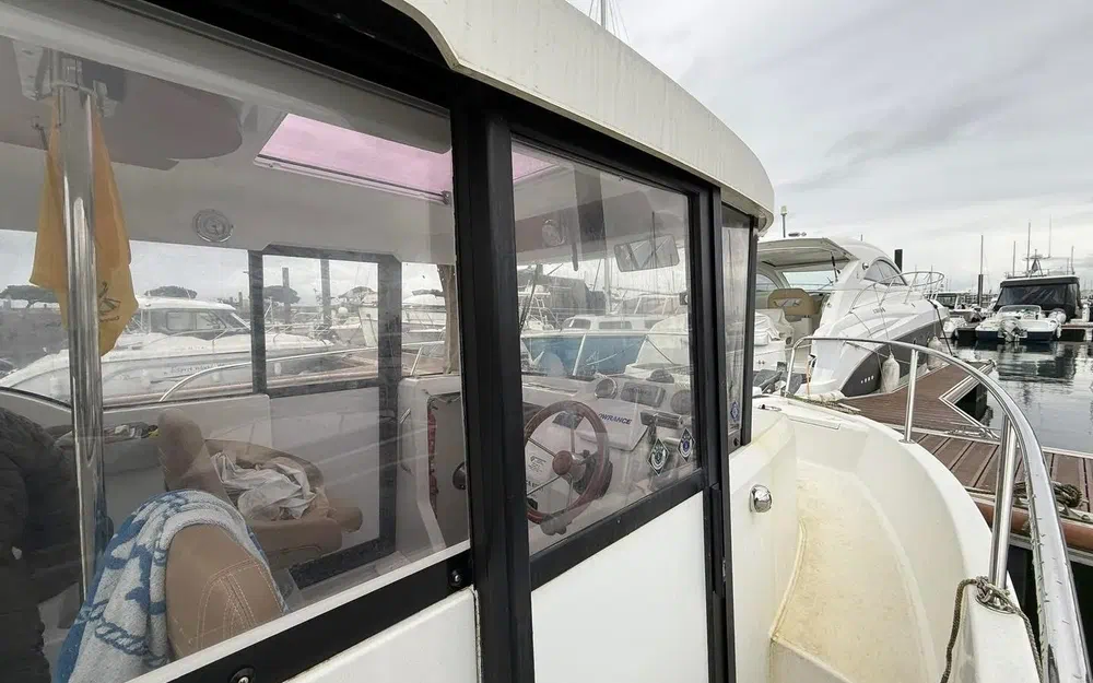 slider 3 Jeanneau Merry Fisher 755