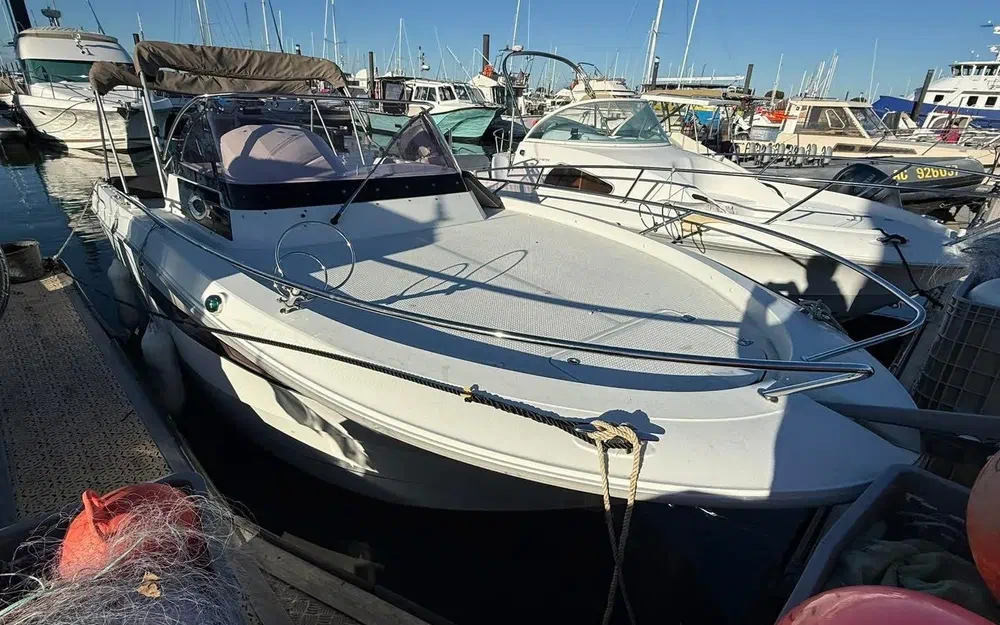 slider 3 Pacific Craft 750 SC