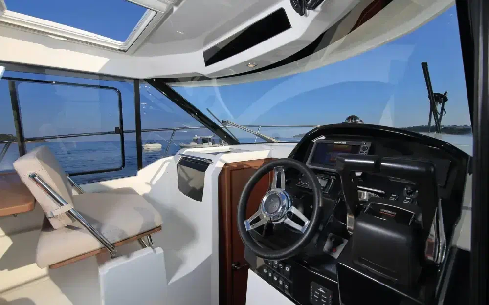 slider 7 Jeanneau Merry Fisher 895