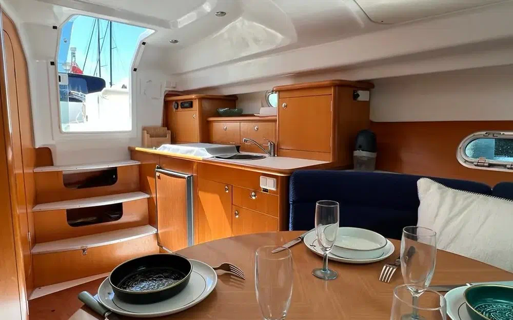 slider 8 Beneteau Flyer 920