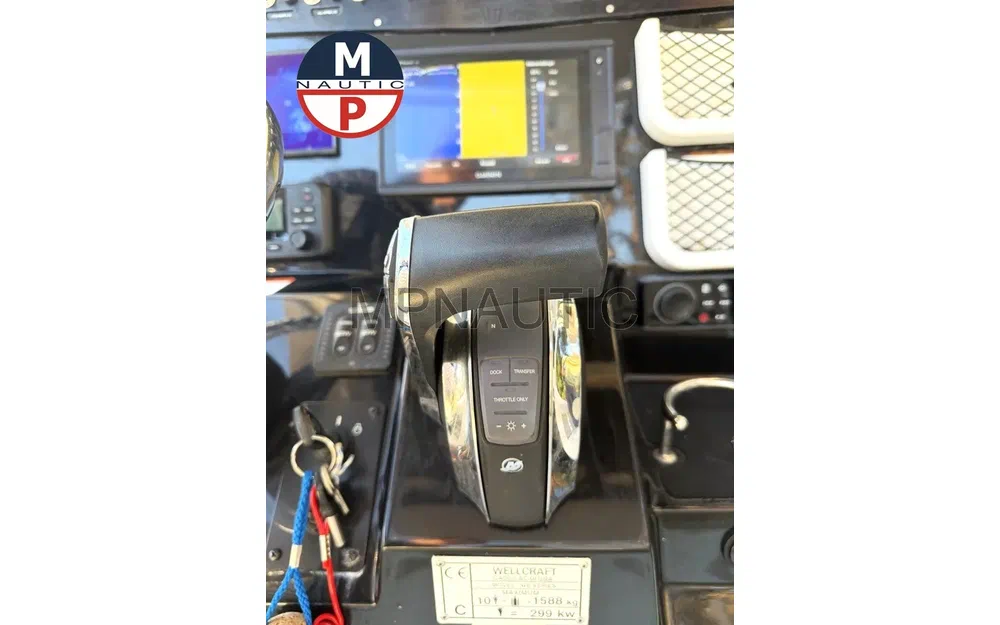 slider 20 Wellcraft Fisherman 242