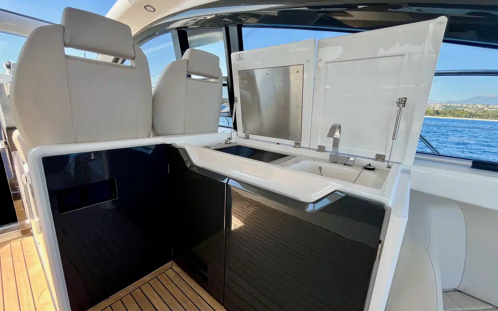 slider 10 Fairline Targa 45 Open