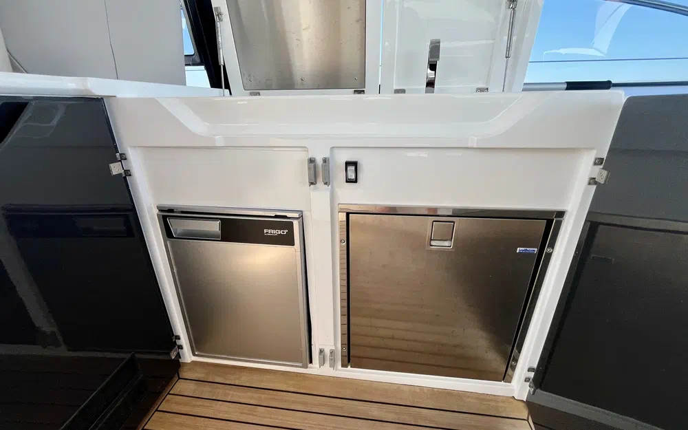 slider 11 Fairline Targa 45 Open