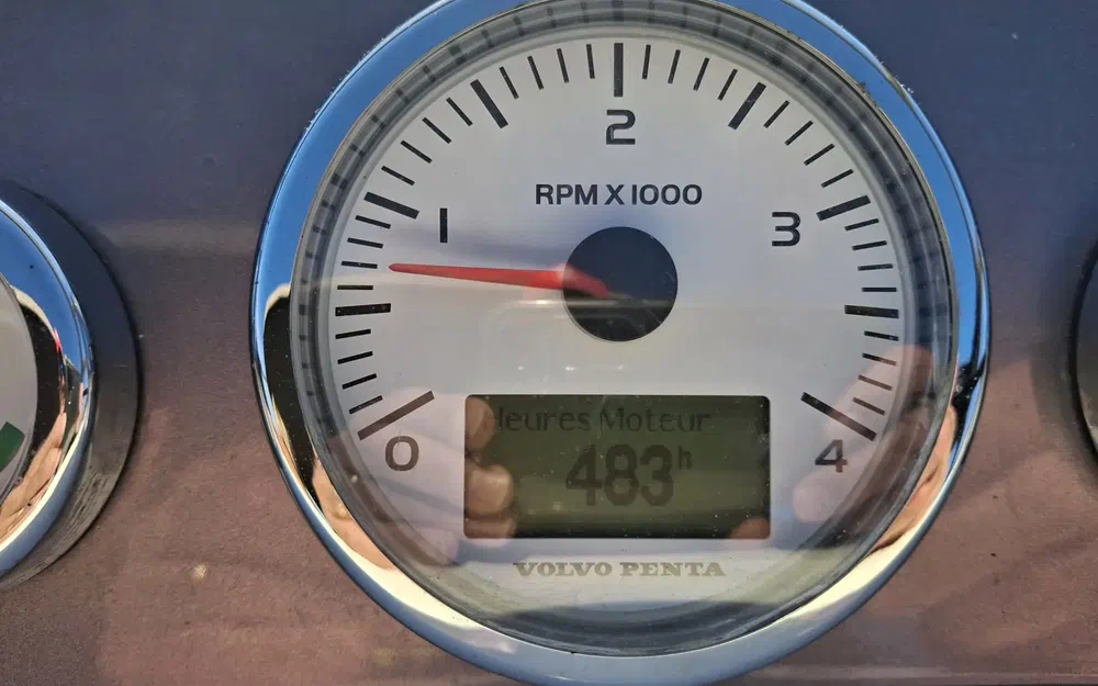 slider 9 Jeanneau Leader 8